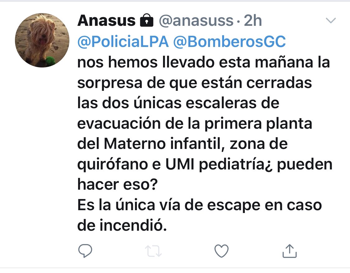 <a href="/PoliciaLPA/">Policía Local LPA</a> <a href="/BomberosGC/">BOMBEROS GRANCANARIA</a> 
nos hemos llevado esta mañana la sorpresa de que están cerradas las dos únicas escaleras de evacuación de la primera planta del Materno infantil, zona de quirófano e UMI pediatría¿ pueden hacer eso? 
Es la única vía de escape en caso de incendió.
