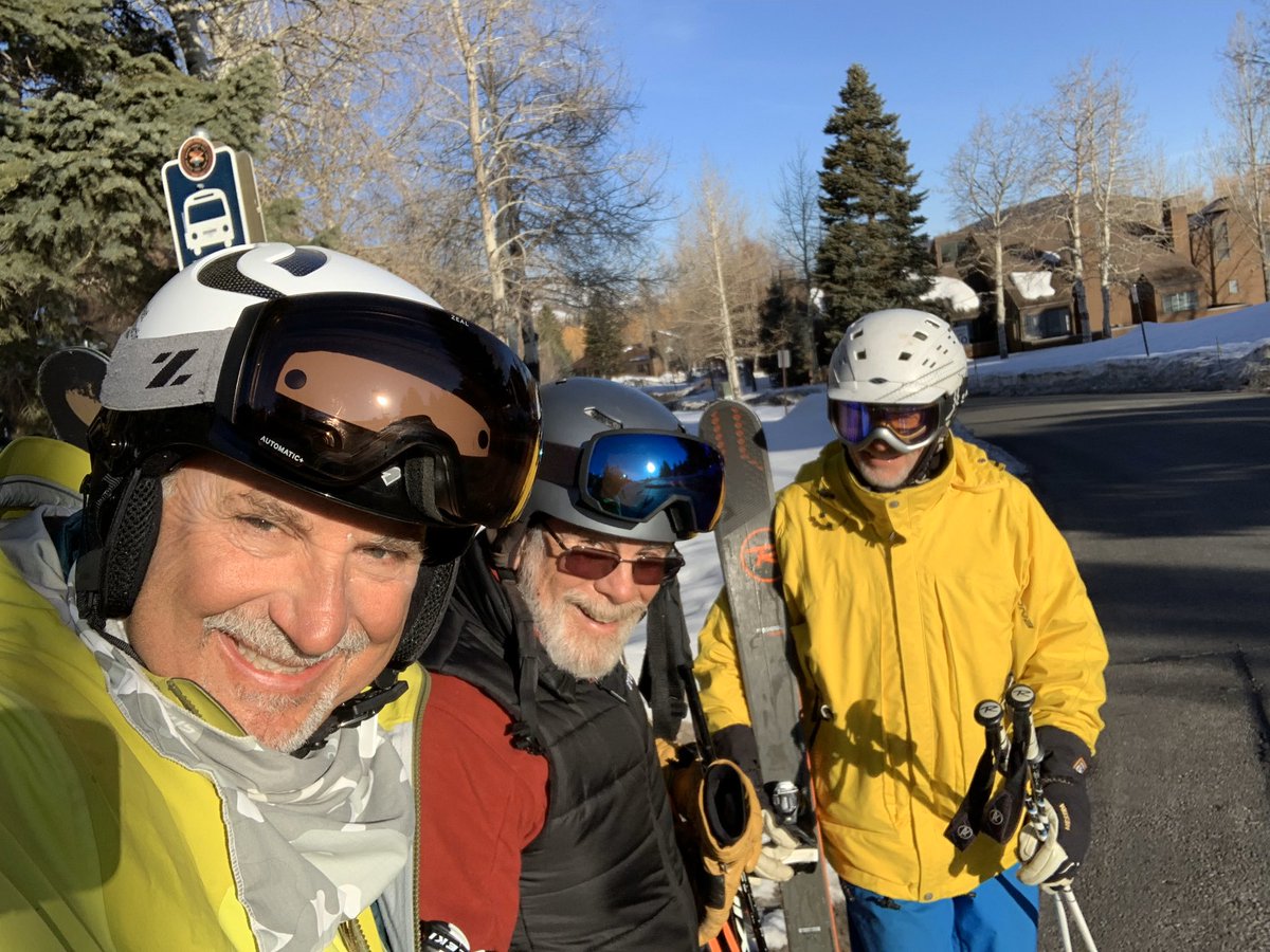 AudioHTIT's tweet image. Completed the “Park City Conquerer” for the 2nd time this season @PCski @TheCanyons. Joined by Jay Zorzy and Paul Wyble we hit every lift, new route this time too — another great ski day!

#PCMR #PCConquerer