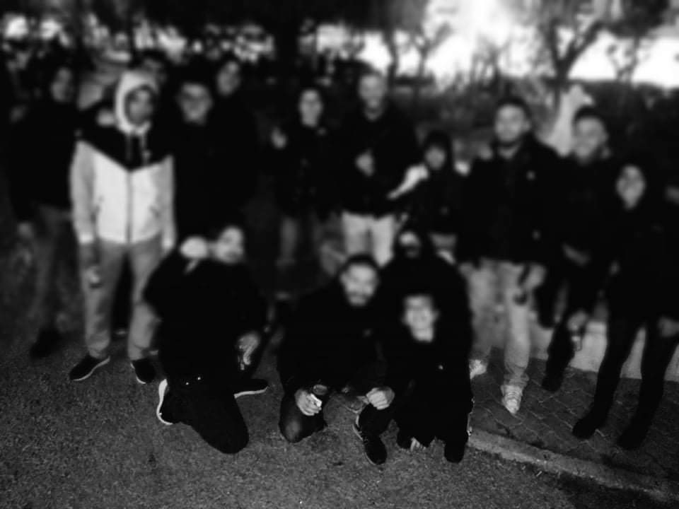Μασόβκα σημαίνει παράνομα ενωμένοι