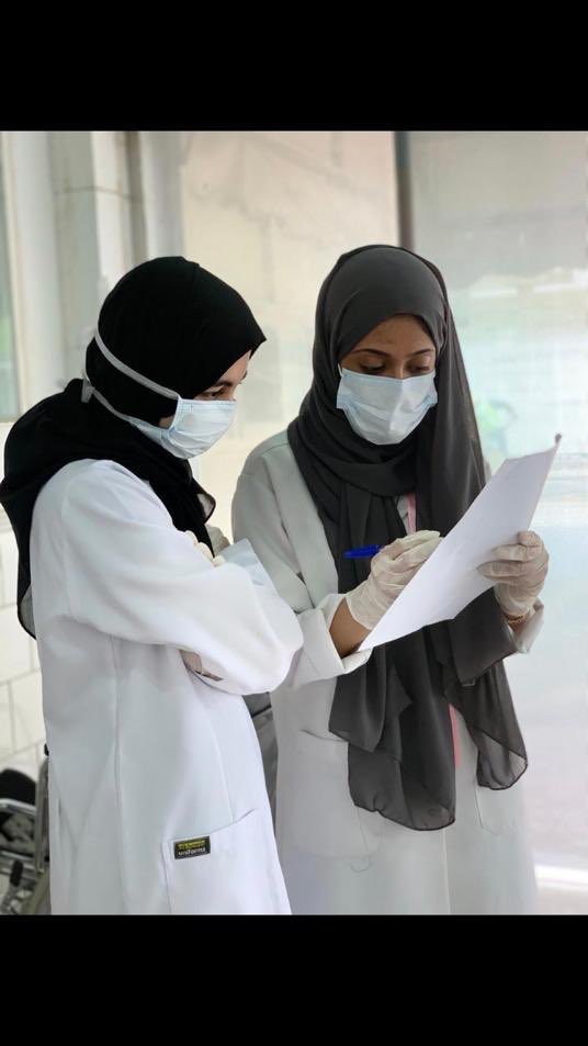 akhbar_aldiyra's tweet photo. تسع طالبات يتكاتفن لمحاربة «كورونا» في جمعية الصفا

أرض القطيف 

تكاتفت أيدي تسع طالبات لمحاربة وباء «كورونا» الذي بدأ في الانتشار في المملكة العربية السعودية وذلك من خلال تطوعهن في مستوصف جمعية الصفا الخيرية بصفوى.

@ryooma34

لقراءة الخبر 

https://t.co/wl0JDOfVV6 https://t.co/Rjiym4TUeB
