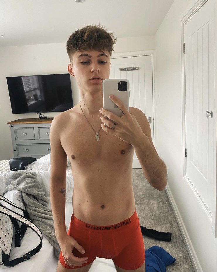 Showin off for my husband 😏😏