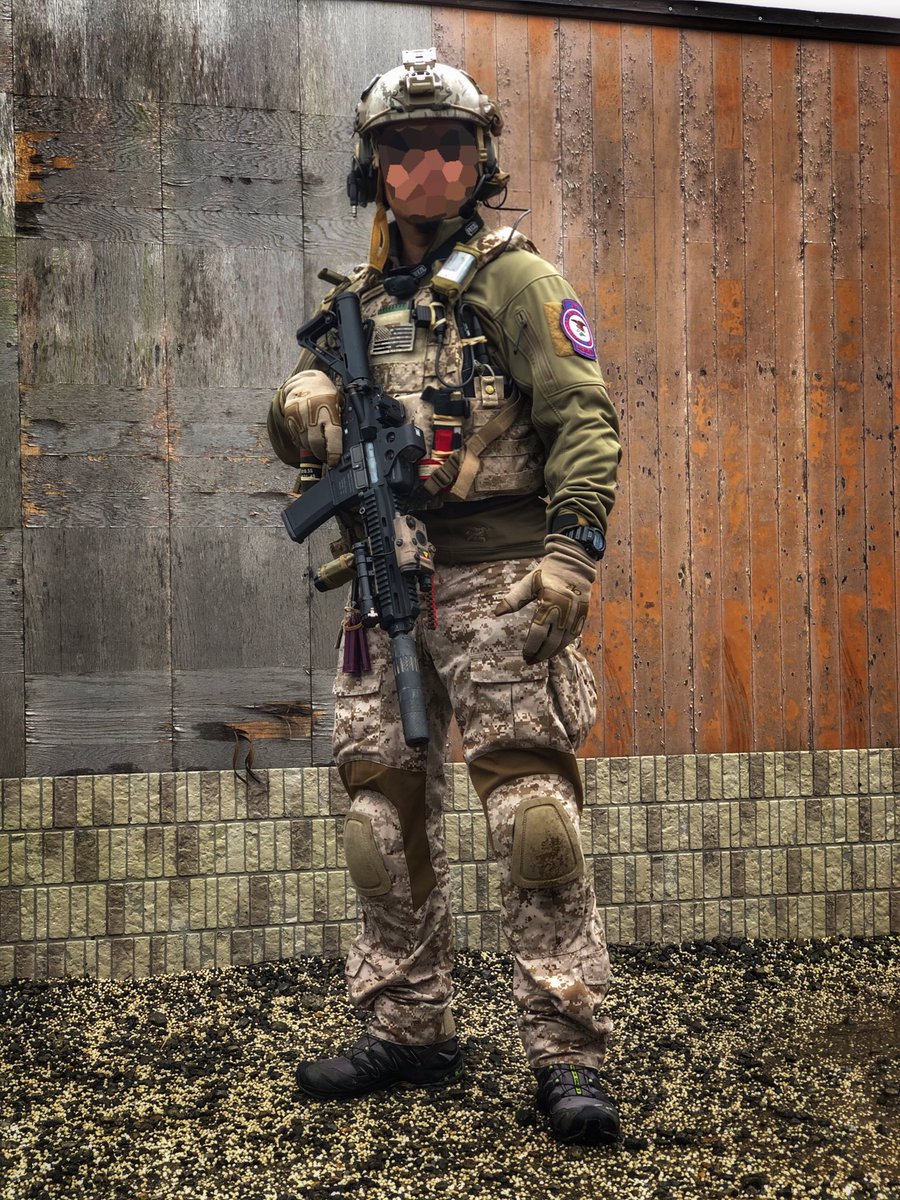 ST6TR5's tweet photo. NSWDG Operator Around 2011
(Coldseason operator loadout)

PEACE MAKER GAME 
Mar. 8th 2020
Somewhere in Japan 

PMG、雨でワイ氏の撃ち始めは延期でしたが、装備始めとミノ納めはできましたw

#ピースメーカーゲーム
#peacemakergame
#pmgame
#pmg
#エアソフターの休日 https://t.co/61wTTDhNje