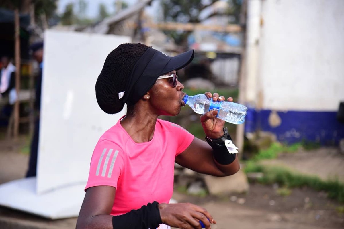 IconSportsKE's tweet photo. We say thank you for stopping at our water points. Kata kiu na maji yenye quality na safi #DasaniKE #TeamIconSports https://t.co/mSHWOiEPNI
