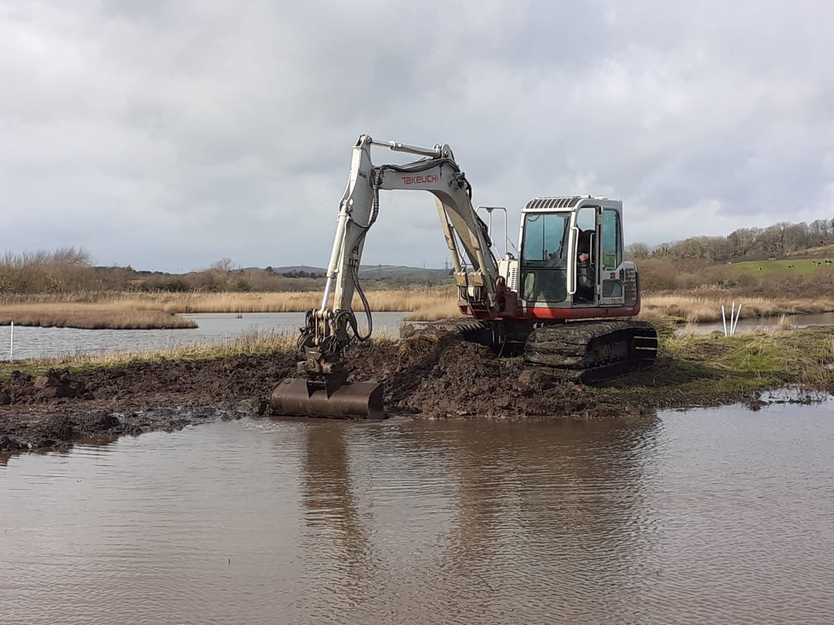 alaska_ltd's tweet photo. The AlaskA Beaver excavator carrying out wetland enhancement at #RSPBWeymouthwetlands Lodmoor and 1.6 km of ditching at Radipole during February. https://t.co/DK7DaO161f
