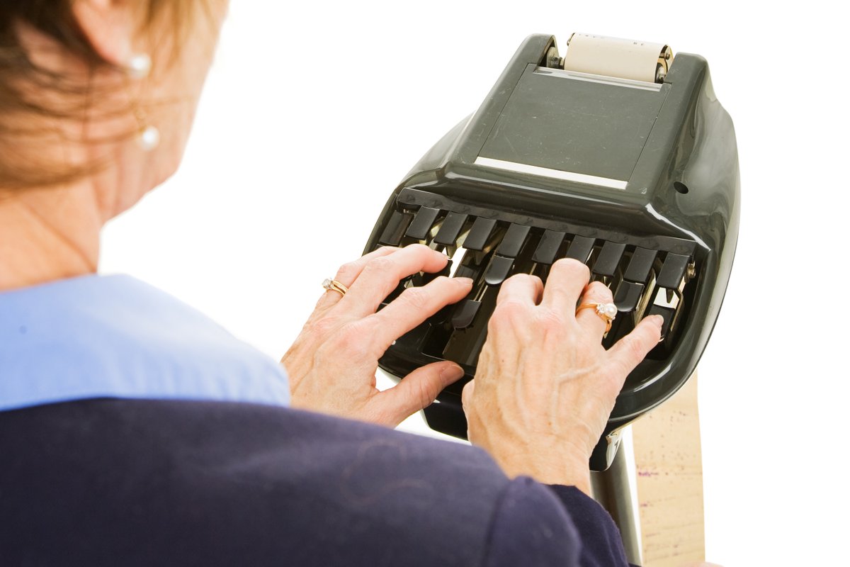 StenotypeES's tweet photo. Buenos días y #FelizLunes!! Este pasado #8M2020, el día de la mujer, debemos destacar el esfuerzo de todas las estenotipistas que se encargan de transcribir la información y hacer accesible lo que era inaccesible. #Stenotype https://t.co/0Byie0XvoZ