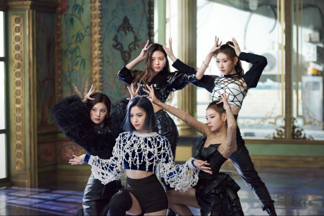 BNSTK14's tweet photo. อะโหหหหหห ภาพสวยมากกก ชนชั้นสูงงงราชนิกูลล องค์หญิงน้อยของแม่ ปังสมพระเกียรติมากเพคะ ทรงพระเจริญ https://t.co/C8QP4S6XAF