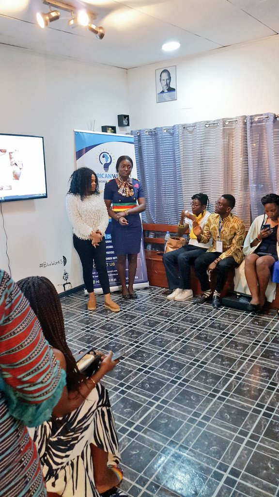 BlueWorkSpaces's tweet photo. Une  initiative à encourager de  @AfricanWITS qui Reconnaît la valeur de la #Femme dans les #Métiers du #Numérique et qui a voulu lui offrir une plateforme d'expression au travers de cette 2e Édition du #FestivalFemmeNumerique #FFNUM #Startups #Entrepreneurs 

#BlueWorkS https://t.co/oES0dy1rCX