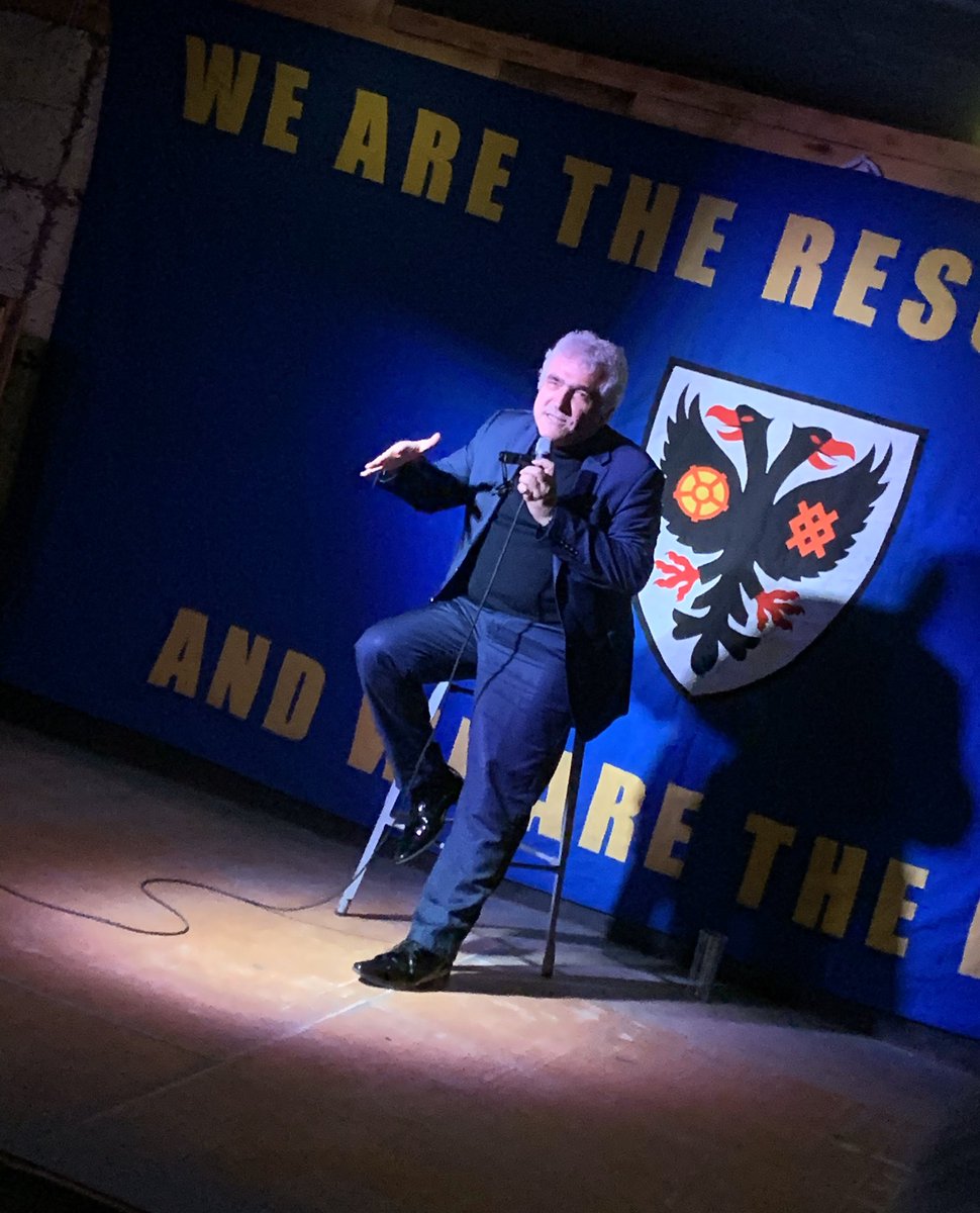 TheDonsTrust's tweet photo. #MondayMorning recap: Dons fans, players, management and special guests got together for a #PloughLaneBond celebration at The Batsford Arms
https://t.co/kysoBrZAIn https://t.co/1tiZVvD71N