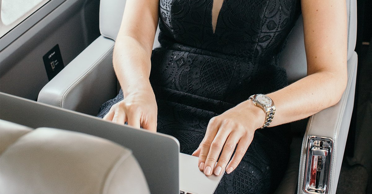 SovereignBizJet's tweet photo. We’re proud to provide the finest business charter service and we promise a unique, personalised experience.💼💻
∙
#FlySovereign #jetlife #jet #privatejet #businessjets #luxurylife #luxuryliving #aviation #jetsetter https://t.co/CILCyZFKv1