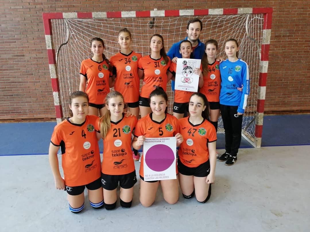 KukuEskubaloi's tweet photo. TORNEO PRIMAVERA CADETE
Claret Askartza
22 🆚 31
Kukullaga Etxebarri 2005
#Etxebarri #Herribarri #emtesport #Sareteknika #Quórum #JuegasABalonmano #EskubaloiaBizkaia #EzEzetzDa #36urte @EtxebarriBizi #8m #8Marzo https://t.co/yn2OuEEdmg