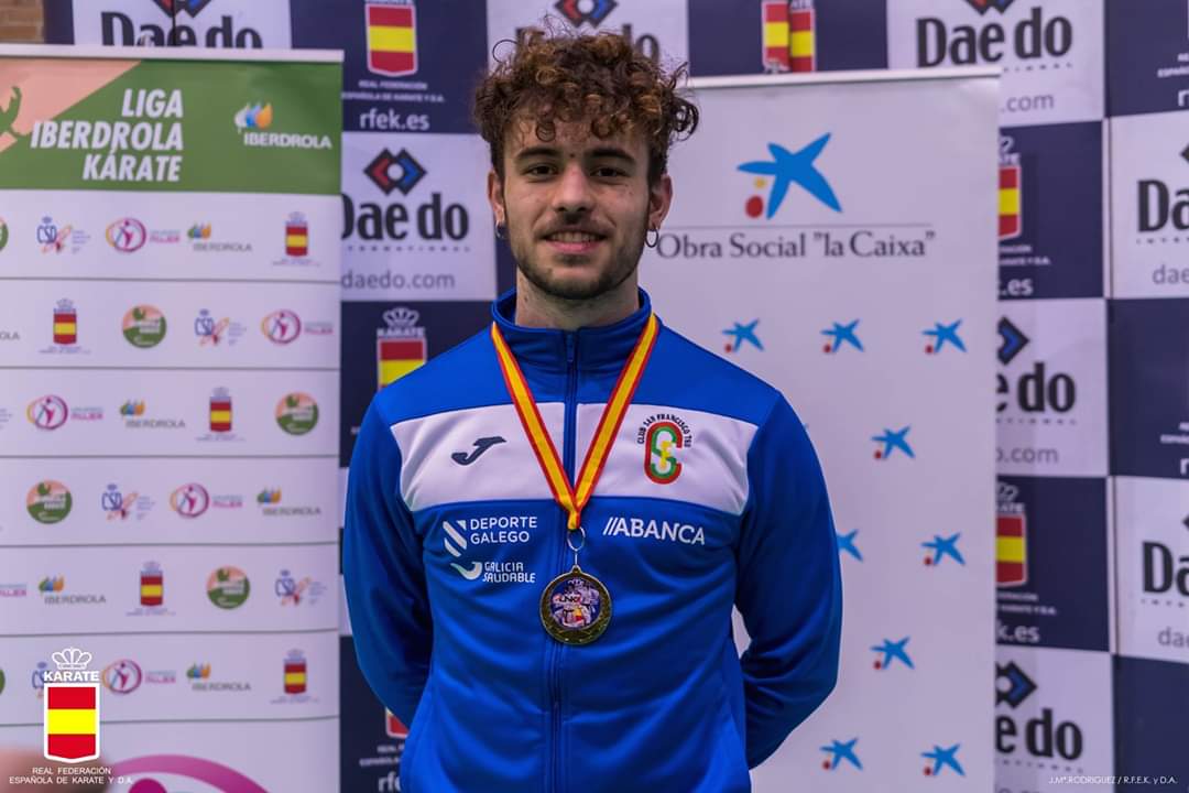 CSFTeo's tweet image. Ouro para Xavier Santos Veiga na primeira fase da Liga Nacional de Karate Júnior e Sub-21, celebrada a pasada fin de semana en Ávila.
@fdeportegal @igualdadenarede @deporte_galego @concellodeteo @Xunta @GaliciaSaudable @cgtd_pontevedra @RFEKarate
@deportegob 📸 @chefocom