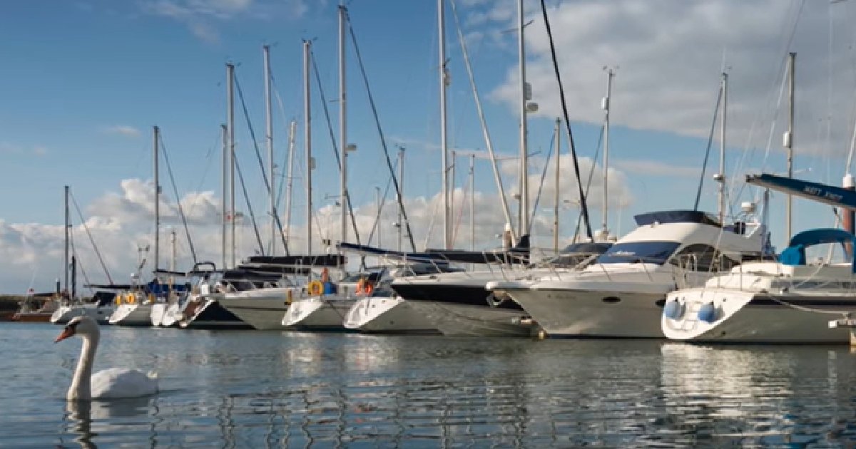 waterlodge (@waterlodgeuk) on Twitter photo Our Waterlodge #floating #apartments are for literally anyone who wants to enjoy a #lifestyle #afloat. Turn your dream into a lifestyle - get in touch today: info@waterlodge.co.uk waterlodge.co.uk #LiveOnWater #Southsea @WhyBoats <a href="/visitportsmouth/">Visit Portsmouth</a> <a href="/PremierMarinas/">Premier Marinas</a> Our Waterlodge #floating #apartments are for literally anyone who wants to enjoy a #lifestyle #afloat. Turn your dream into a lifestyle - get in touch today: info@waterlodge.co.uk waterlodge.co.uk #LiveOnWater #Southsea @WhyBoats <a href="/visitportsmouth/">Visit Portsmouth</a> <a href="/PremierMarinas/">Premier Marinas</a>