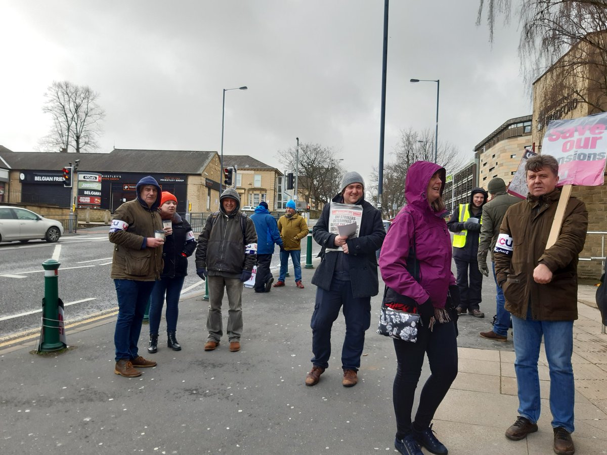 Maureen Pinder tweet media