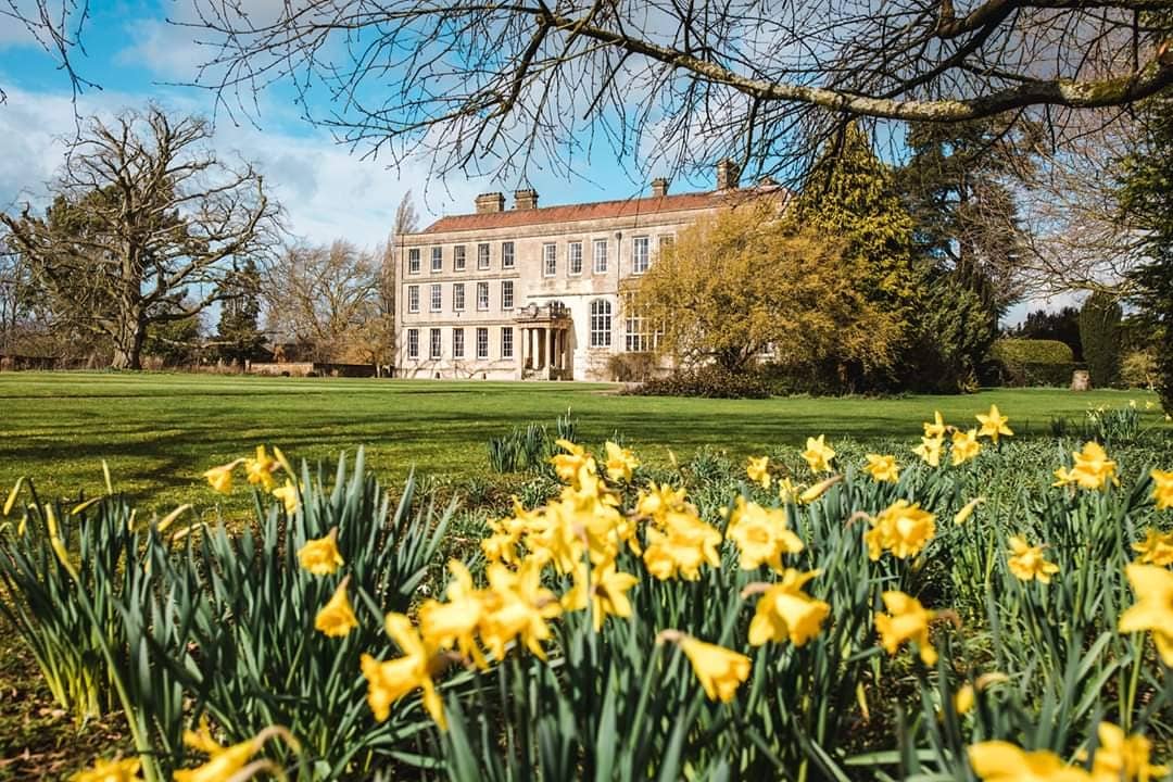 airstreambooth's tweet photo. Woow! What a day! Yesterday #bloommore at @elmorecourt was a bomb π£ Thank you Team E πβ€ #Gloucestershire #Cheltenham #2020bride #2020wedding #gettingmarried2020 #bohowedding #elmorecourt https://t.co/mShgvrZlhN
