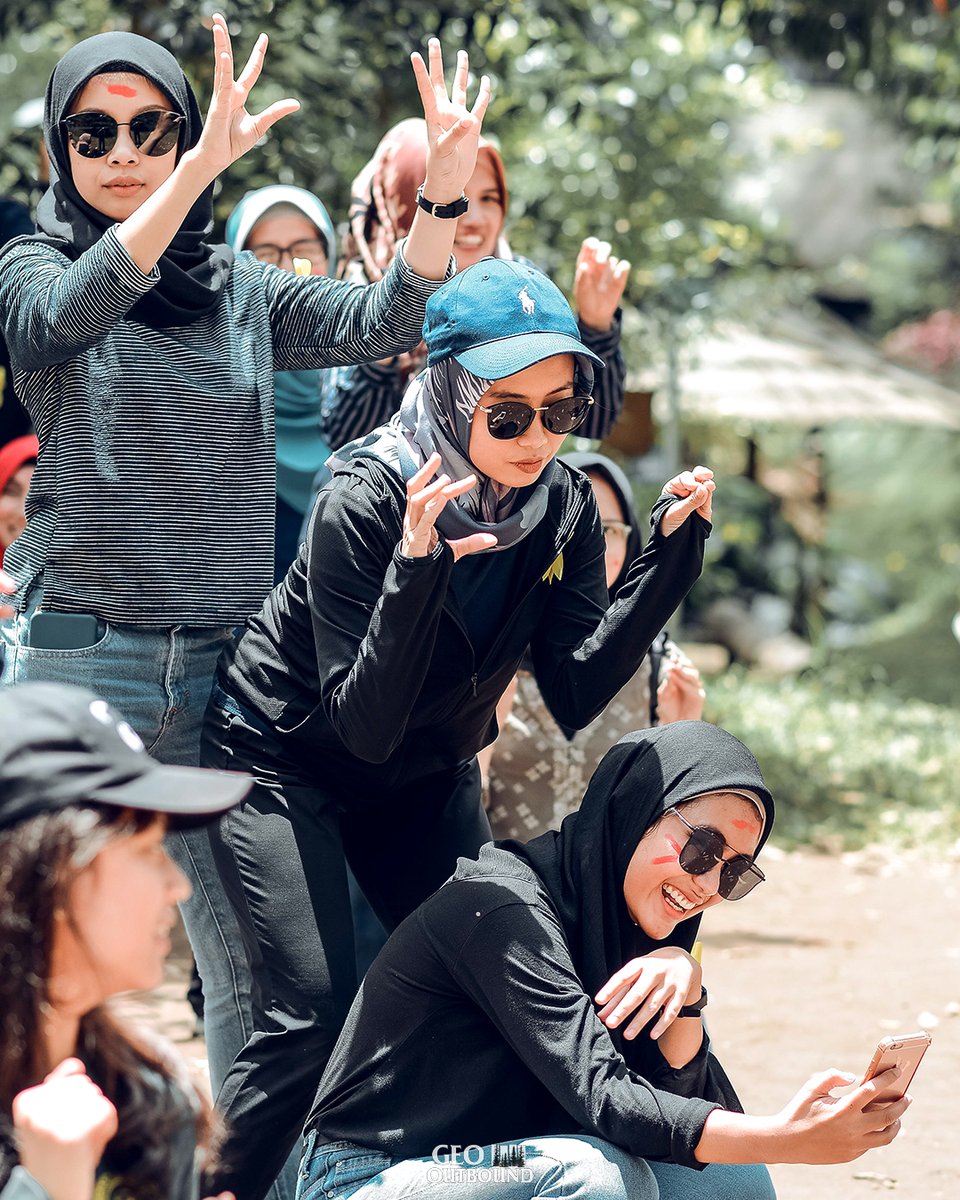 geooutbound's tweet photo. Complete your weekend with #funoutbound activities in the pine forest area with family #myweekend #geooutbound #funtimes #bandung #gamesoutbound #geoadventure #outboundcikole #wisatabandung https://t.co/nIaqB2oVUP