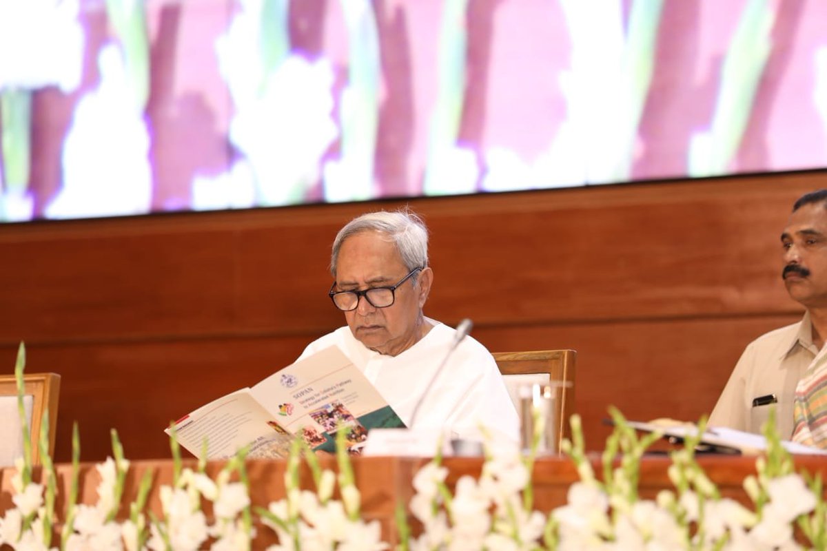 CMO_Odisha's tweet photo. The strategy includes intervention for adolescent girls, community managed crèches, mobilization of mothers’ groups, half yearly screening of malnourished, special fund at panchayat, involvement of SHGs, engagement with men, annual nutrition survey &amp; use of tech among others. https://t.co/MvUxjvr2fr