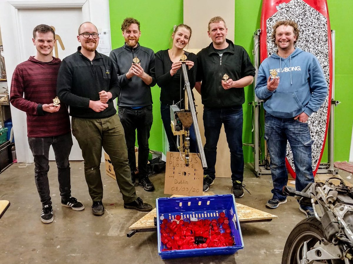 Meet Hector the Injector!

Our team had an amazing weekend at the Science Hack Day Dublin and we even won the best hardware prize 🏆
Thanks to the sponsors and the amazing volunteers to make this event happen! <a href="/TOG_Dublin/">Tog Hackerspace</a> @scienceirel &amp; <a href="/DublinMaker/">Dublin Maker</a> 

#preciousplastic #community