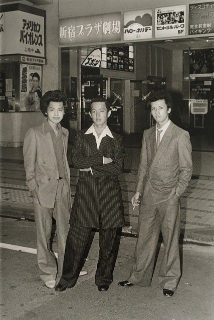 トウキョウａａ９０９ 新宿コマや 東亜会館辺りは 少年ヤクザ と呼ばれるあんちゃんが沢山いました 汗 時代ですね 笑