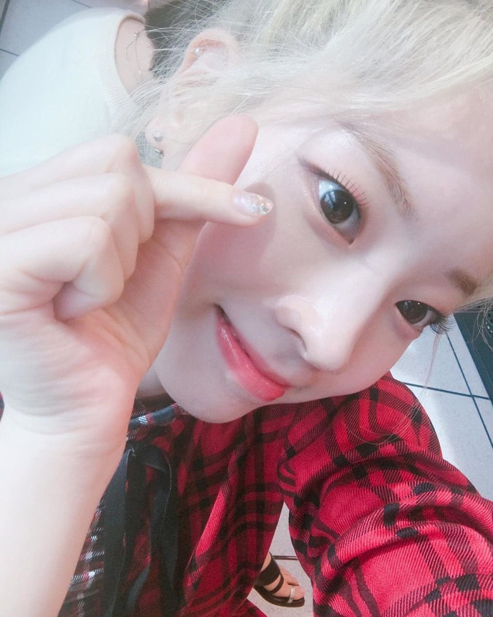 68. I’m so sad with how much I’ve missed, but here’s another version of my favorite dubu selca.