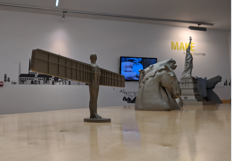 HelixFalkirk's tweet photo. Did you know you can see the scale of the Kelpies against
other worldwide landmarks in our Visitor Centre? #HelixDayOut #TheKelpies We’re open every day 0930 – 1700 and it’s free admission!  Alan, Duty
Officer  #tourism #mythological #architecture https://t.co/Q7pZfHGcQS