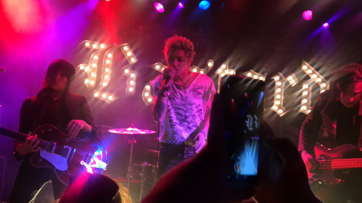 CrocodileLydia's tweet photo. Here’s amazing pictures of @RemingtonLeith Copenhagen:) 05.03.20. Argh, it was amazing, I love you guys @PalayeRoyale #palayeroyale #remingtonisbeautiful https://t.co/vhpguwvr7X