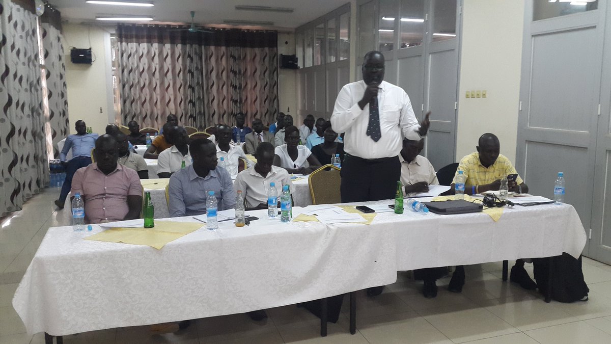 malualwuor's tweet photo. Relishing old memories, the Ecstasy of alumni reunion #Itula senior secondary school March 8th, 2020 https://t.co/Gwlsod8xA8
