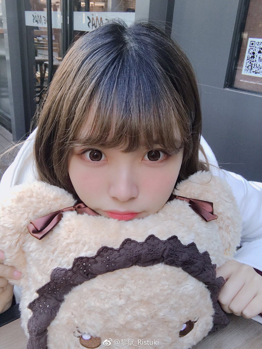 Thank you, Liyuu, for giving me the push to continue my dreams that I had given up on. Your hard work has positively affected me to do the same. I look forward everyday because of you.

Everyday Liyuu - 03/09/2020 - Day 214 of 366
<a href="/Liyu0109/">Liyuu</a>
#Liyuu 
#リーユウ
#サンキューの日