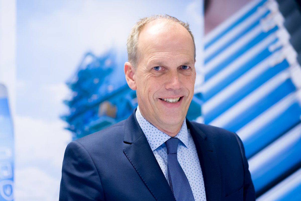 Het aantal windparken op de Noordzee zal de komende decennia fors groeien. Dat biedt kansen voor de Rotterdamse haven en ondernemingen die zich richten op dit segment. Lees meer: bit.ly/2VW78C8 <a href="/RPPC1933/">RPPC</a> #offshore #windenergie #RotterdamMakeItHappen