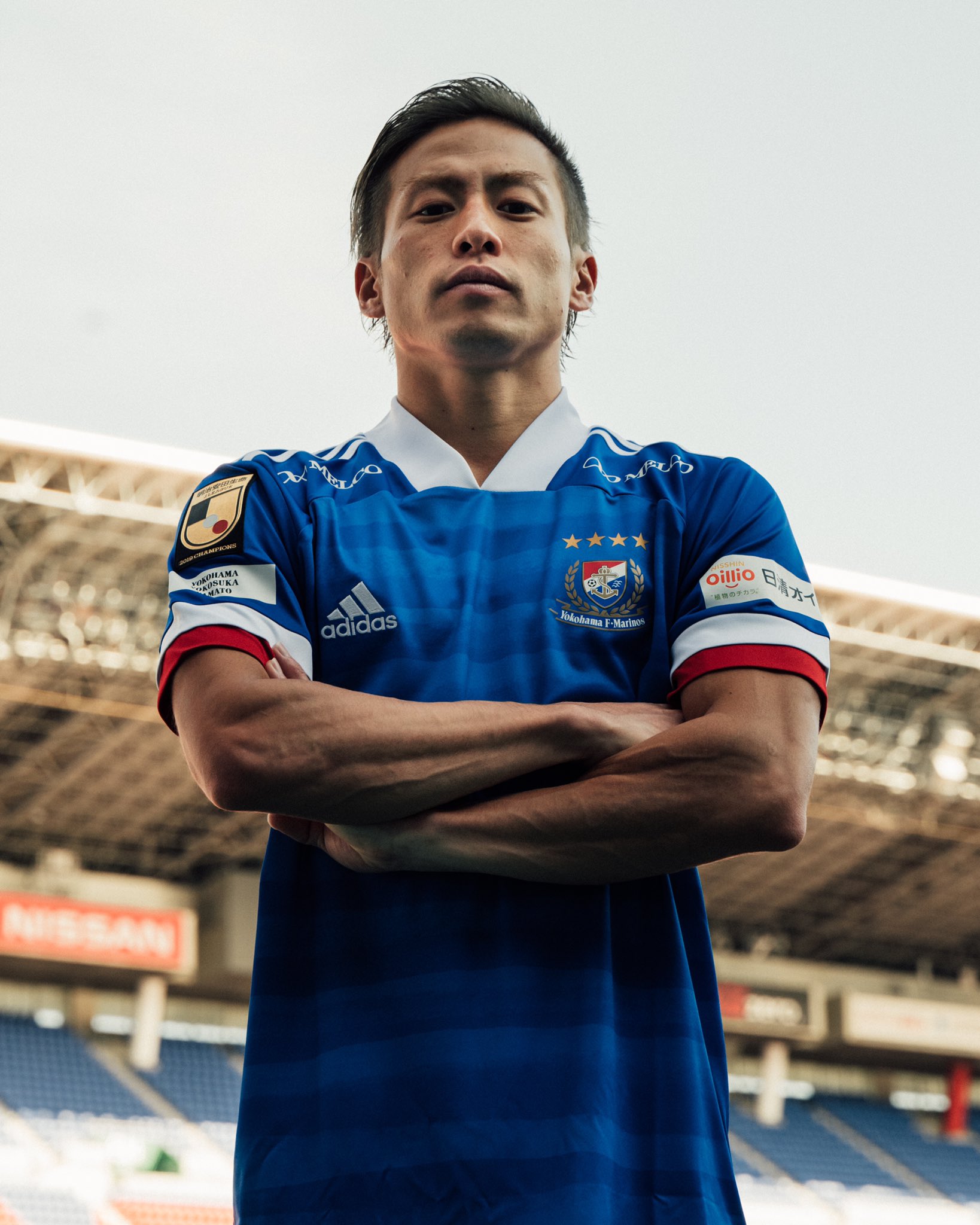 2021年 横浜F・マリノス 仲川輝人 直筆サイン入り ユニフォーム