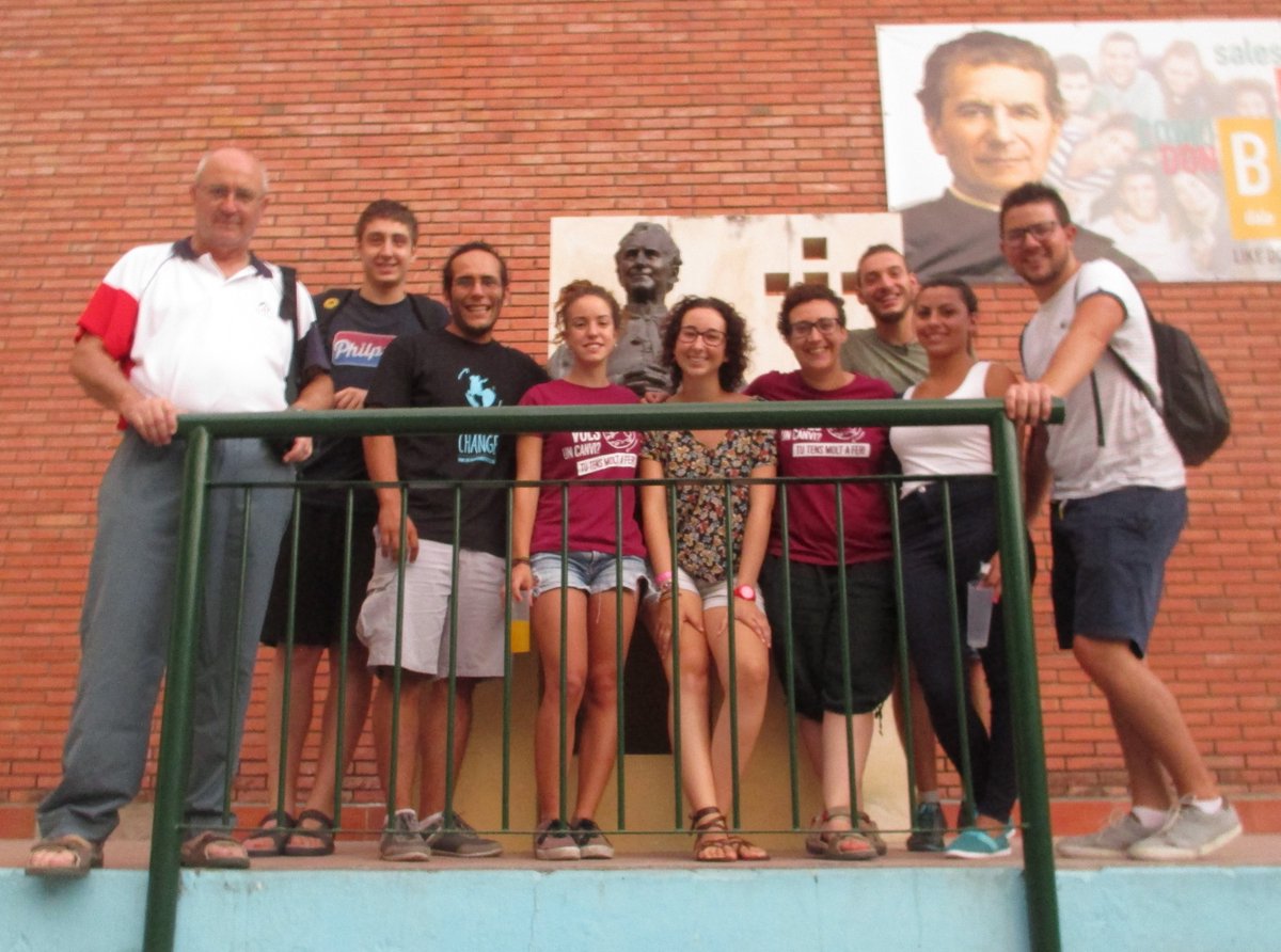 😪😞🙏Avui has marxat Ramon. Ens deixes una petjada molt profunda de senzillesa, discreció, i entrega generosa. Gràcies per fer de nosaltres també la teva família. Et trobarem molt a faltar. T'estimem!! <a href="/SalesianosSMX/">Salesianos SMX - #UnSueñoParaTi</a>