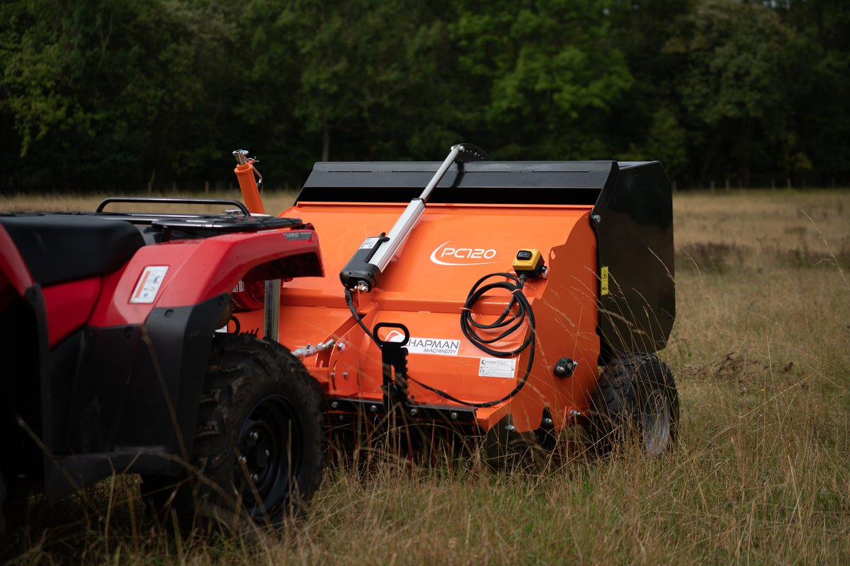 ChapmanMachines's tweet photo. On the look out for a new paddock cleaner? #PooPicking can be back breaking, lengthy work. Our #PC120 is truly unique in it’s market and especially designed for effortless paddock maintenance with it's electric empty &amp; electric start. 

Find out more👉 https://t.co/XN5Np5cUDQ https://t.co/Dgx0lnLSGF
