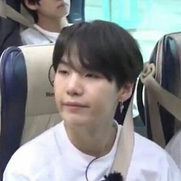 Aynun991's tweet photo. Fighting 🌼☘️🌸🌸🌸🌸🌲🌲🍀💚 #YoongiWeLoveYou #HappyBirthdayYoongi #HappySUGAday #YoongiWeLoveYou #BTSARMY @BTS_twt https://t.co/gPYWLmysnA