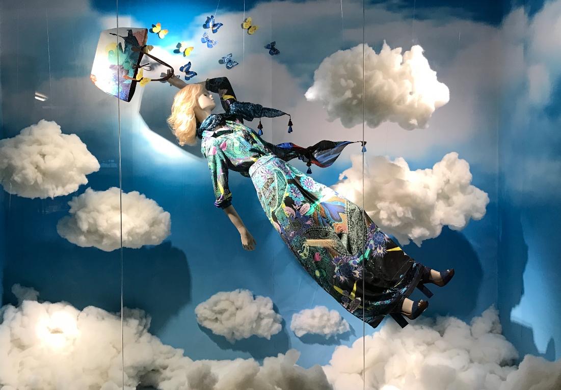 bit.ly/3cLo5Fc
MiND met José Botelho - #VisualMerchandiser Manager at The <a href="/bicestervillage/">Bicester Village</a> – who started his career in #retail 16 years ago. 
Read more on MiND Magazine!
#mindus #mindmagazine