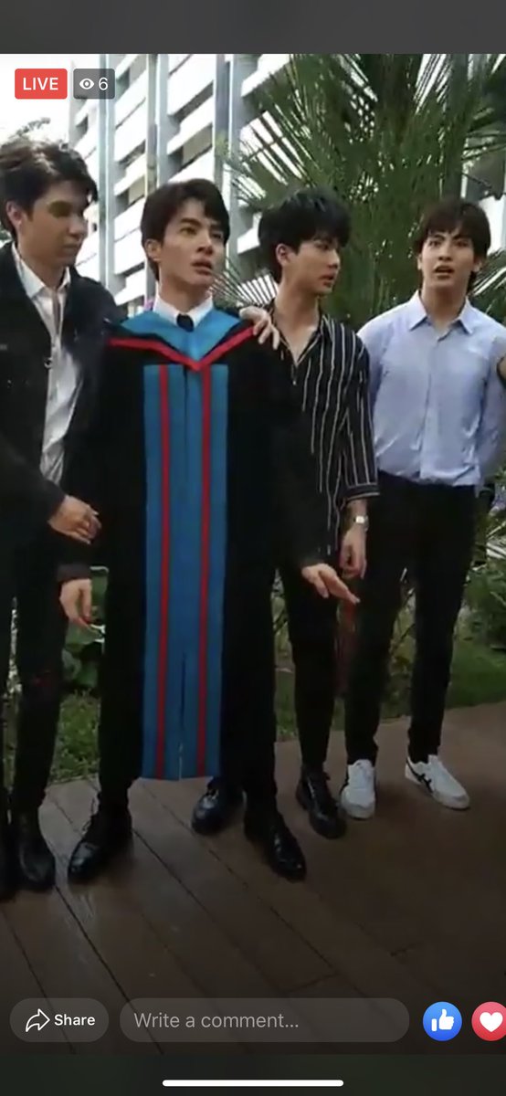 SammyFangirl280's tweet photo. #2moons2 https://t.co/fLlRSz4pRu