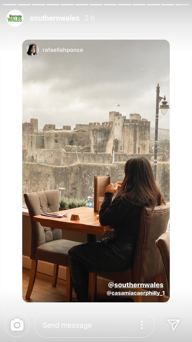 Enjoying the fabulous view of <a href="/Caerphilly_Cadw/">Castell Caerffili</a> from @casamiacaerphilly