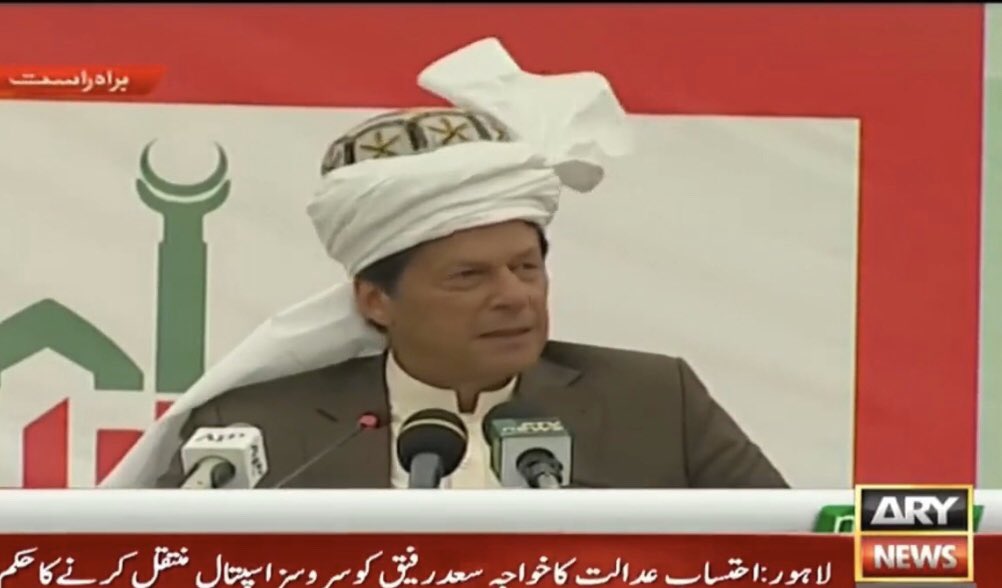 SamUA2000's tweet image. جو انسان اپنے چسم کو اللہ کی رحمت سمجھتا ہے وہ ہمیشہ اپنے جسم کا دھیان رکھتا ہے ! جب اپُspots کھیلتے ہیں اور compete کرتے ہیں تو اپنی صحت کو فائیدہ پہنچاتے ہیں 
وزیراعظم عمران خان

Good morning everyone 😍
#TeamExercise 😏