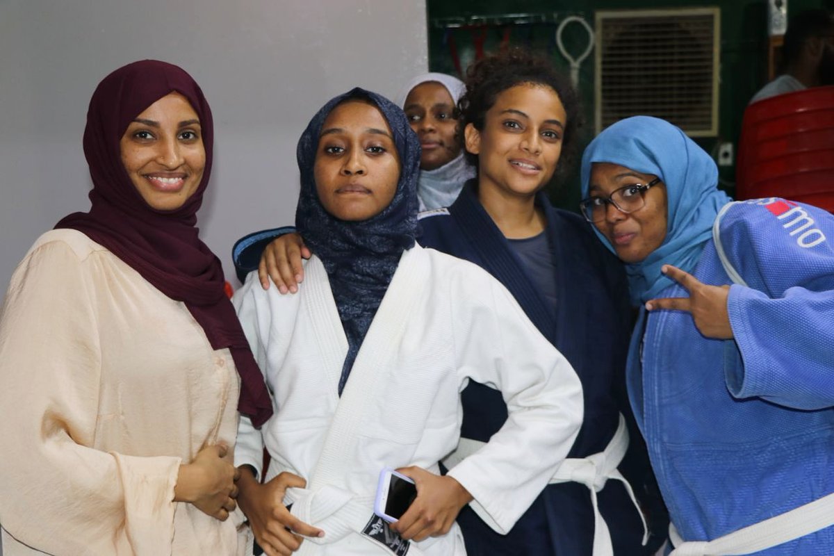 Muqatelmma's tweet photo. Happy Women's Everyday โค๏ธ
#MuqatelQueens .
.
.
#muqatelteam #muqatel #muqateltrainingcenter #bjj #mma #muaythai #boxing #khartoum #sudan #africa #mma4africa #bjj4africa #bjjlifestyle #queens @ Khartoum, Sudan https://t.co/BuSEU5d3YR