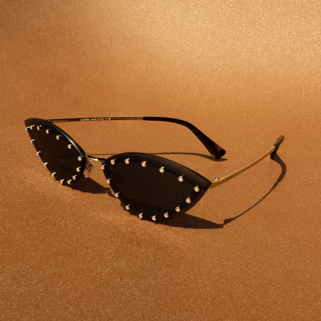 Sunglass Hut SA tweet media