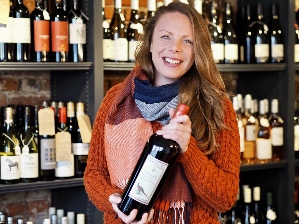 How good is your palate?! Whether you’re a new enthusiast or a wine connoisseur, come + test your taste buds at Yolly’s Mystery Wine Tasting. Are you up to the challenge!? 🍷🥂
📅 Thur 12th March, 6.30-8pm
📍 Stockbridge shop
🎟£20 - to book tickets 👉 📧 yolly@wineutopia.co.uk