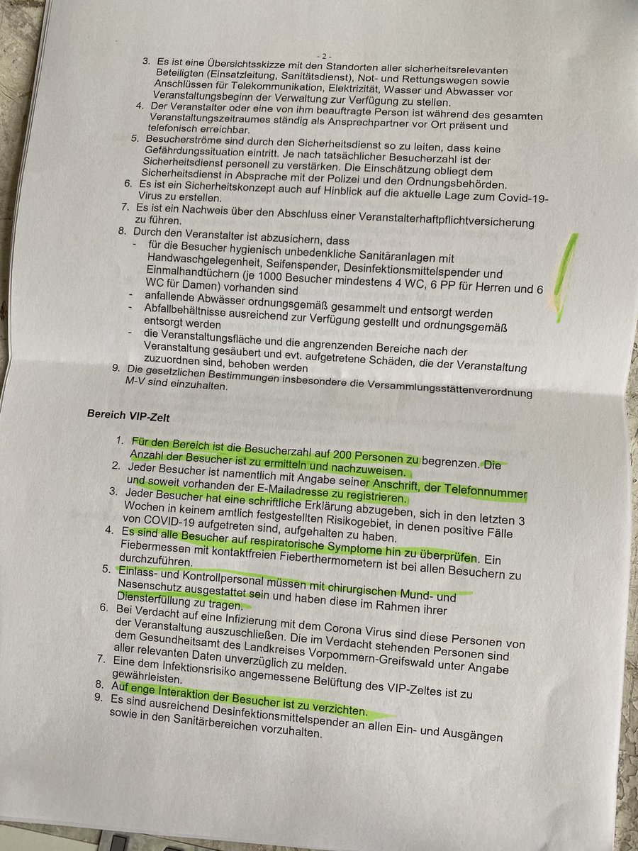 Ich weiß nicht, was mir inzwischen mehr Angst macht: das Virus - oder der Umgang mit dem Virus? #InDenMedien #InDerPolitik #InDerWirtschaft Sind am Ende die Kollateralschäden verheerender, als es das Virus jemals wäre?