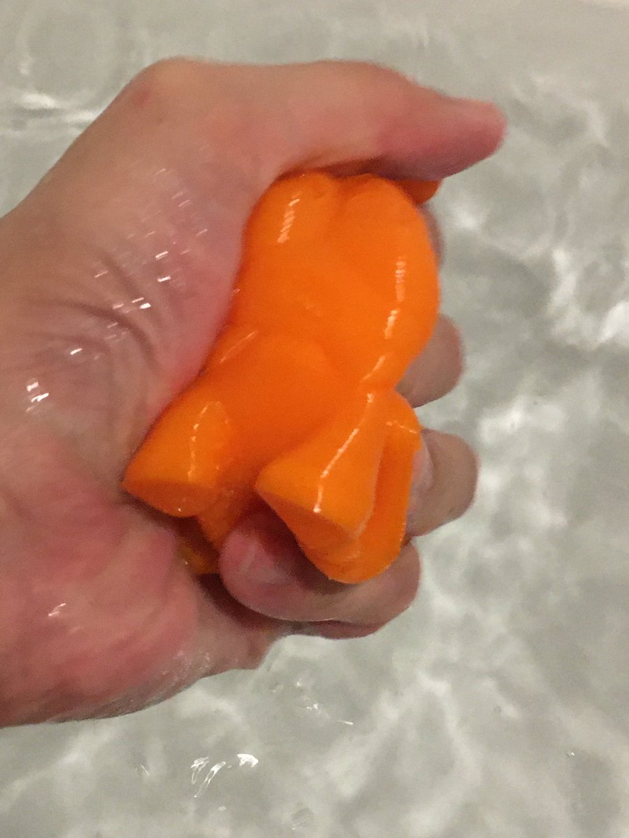 infinity3dp_JP's tweet image. Polymakerさんの #PolyFlex （硬さ95A）を出力してみました。サポートは取りにくいけど、Z方向はかなり強い。意外とお風呂のおもちゃにいいかも🛀
#Infinity3DP #X1Speed