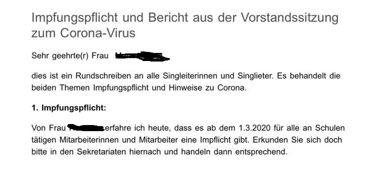 Das Schulpersonal der Düsseldorfer Bildungseinrichtungen wurde von ihrer jeweiligen Schulleitung mit einem Rundschreiben dazu aufgefordert,  sich gegen das Coronavirus impfen zu lassen.
