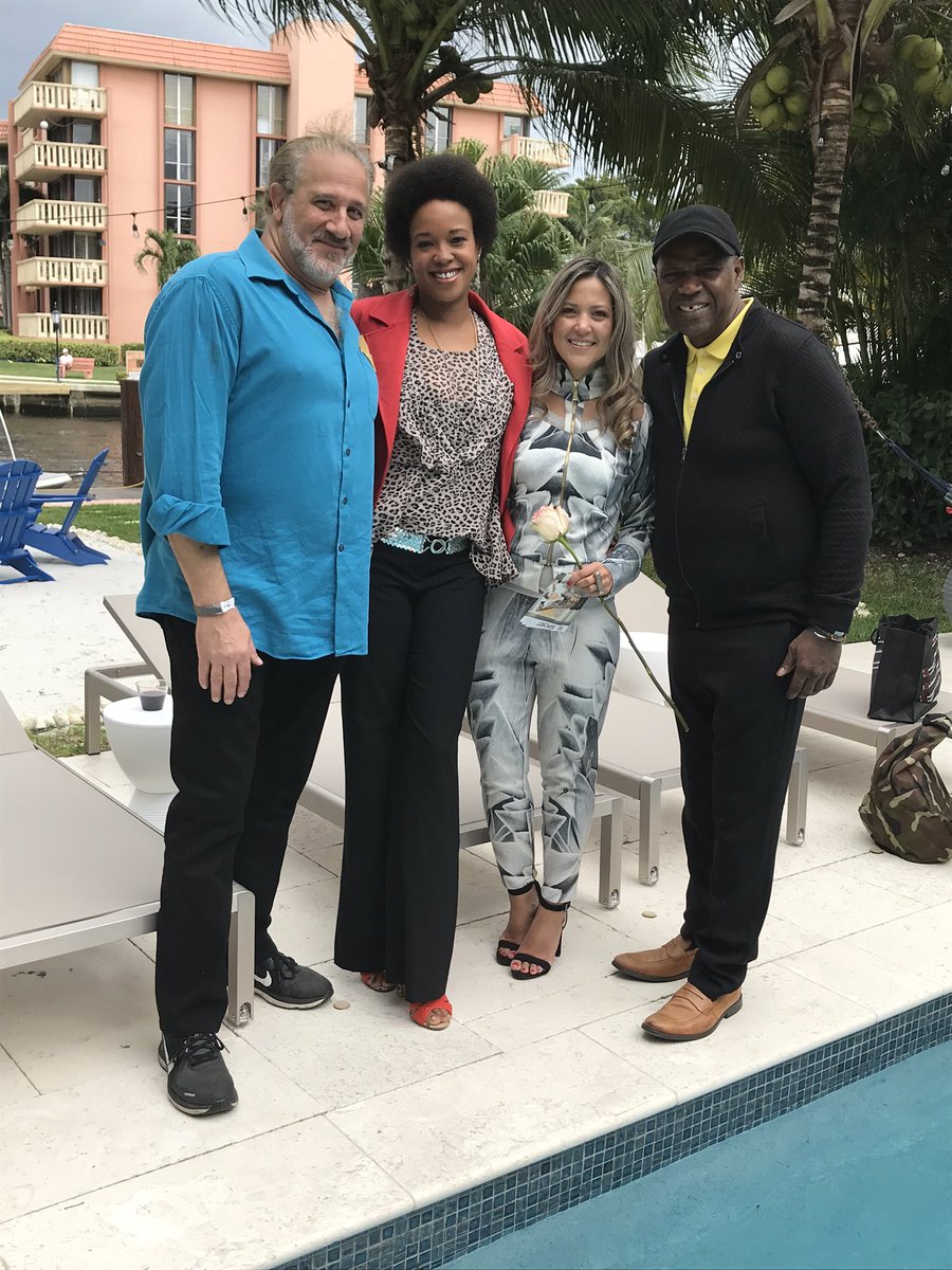 FLOWFilmFest's tweet image. #FlowFilmFestival &amp;amp; Market representing at the #FLLFashionWeek 2020 - Buyers + Bloggers Brunch!

#FlowFFM #FlowEmpowers #FloridaTalent #FloridaEntertainment #FloridaCreatives #WomenEntrepreneurs #WomenEmpowerment #WomenLeaders #FashionWeek #FLLFW #FortLauderdale #BrowardEvents