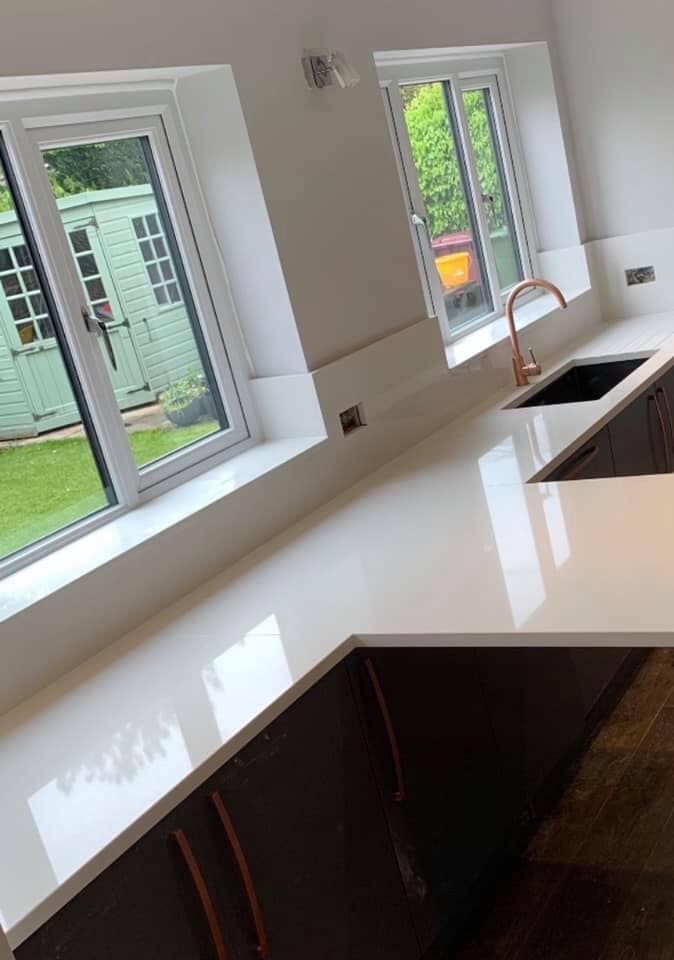 MistermarbleT's tweet photo. Snow White Quartz!

A beautiful worktop &amp; versatile for many coloured kitchens https://t.co/pOtI8boZT2