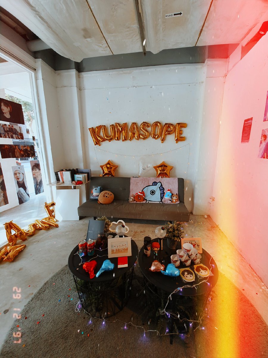 gdkey's tweet photo. Only planned to go for one but ended up at four birthday cafe events 🤣🤣 ridiculous I know🤣🤣🤣🤣
#HappySUGAday #윤기생일ᄎᄏ https://t.co/4ApCoVuckz