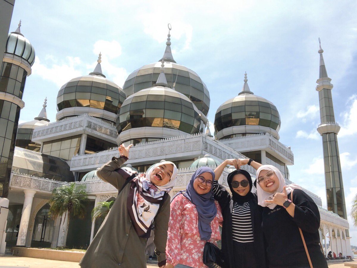 athirahmedan's tweet photo. JJCM Kelantan-Terengganu-Pahang in 3 days. Bajet sorang RM250 include hotel, minyak tol &amp; makan. Sila pilih member yang betul sebab korang akan mental terox jalan jauh sepanjang roadtrip 🤣🥰

#kembaraben #kembarabenpantatimo
#benkekelate #benkeganu
#benkepahang

Thread— https://t.co/0AXW2Fttb5
