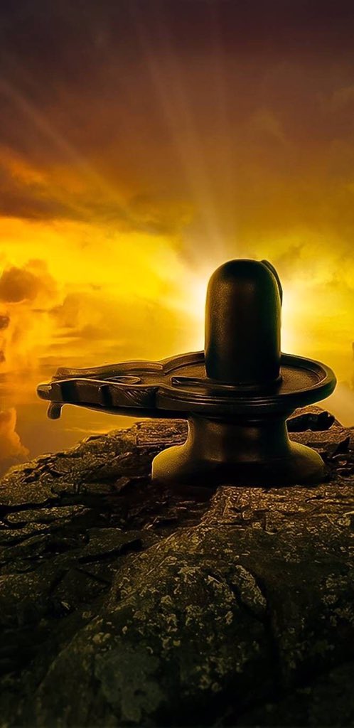  #Thread on shiv ligam and science behind it.In Sanskrit,Lingam means a "mark" or a symbol,which points to an inference. Thus the Shiva Linga is a symbol of Lord Shiva: a mark that reminds of the omnipotent Lord, which is formless. So,it is not an organ of male.  @LostTemple7