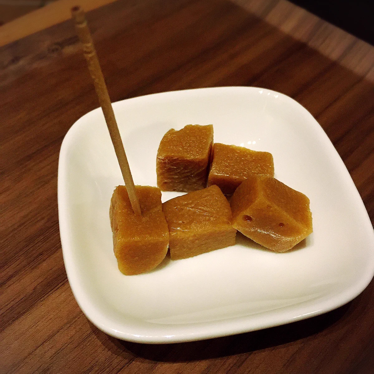 蘇が大変そうなので生キャラメルにしてみた。美味しいんだけど極甘なので冷凍してコーヒーに入れよう　
