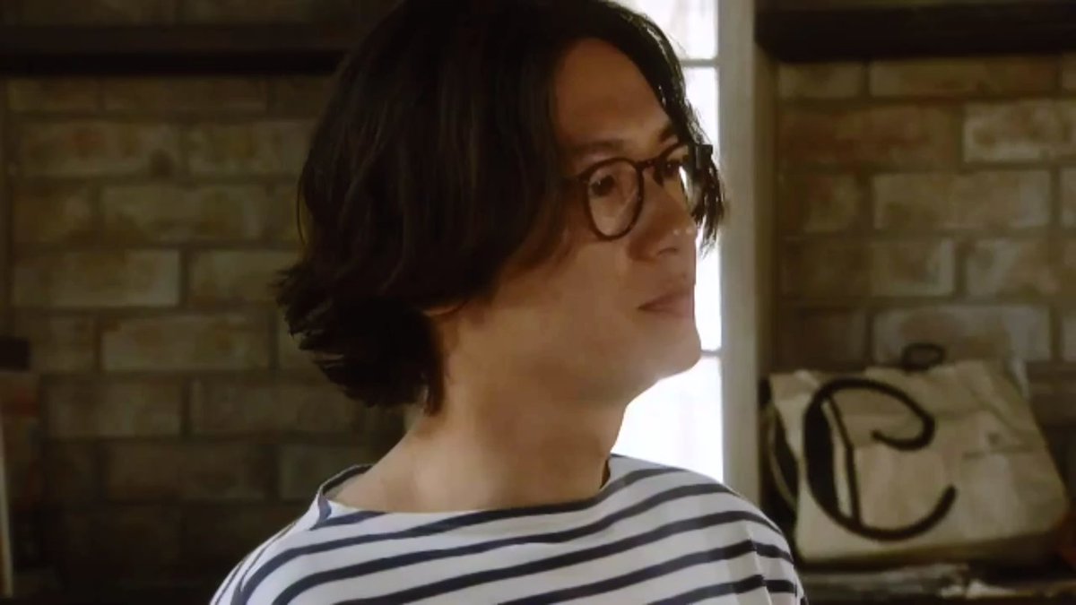 ট ইট র 鳴海慧 リッチマンプアウーマン Episode０ の 朝比奈恒介 髪型だけで本当違うよね いつもながらお見事 これ眼鏡外してたらもっと別人に見える 井浦新