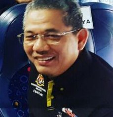 <a href="/EzryIr/">Ir. Ust. Hazery</a> <a href="/PetraJayaMP/">Fadillah Yusof 🇲🇾</a> Setinggi-tinggi Tahniah buat YB Dato Sri Hj Fadillah bin Hj Yusof atas pelantikan sbg Menteri Kerja Raya @MOWorks serta YB Datuk Dr Shahruddin bin Md Salleh sbg Timbalan Menteri.

Ibarat sireh pulang ke gagang buat YB Dato Sri Hj Fadillah namun sbg Menteri Kanan yg lebih mantap👍